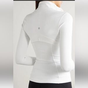 Lululemon Define Luon Jacket with U.G.A. Bulldogs Logo On Arm Size S